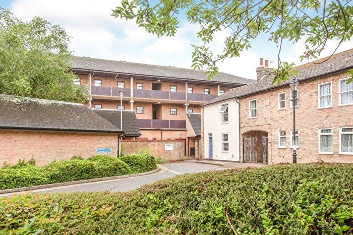 1 Bedroom Apartment For Sale In Christchurch Street, Cambridge, Cambridgeshire, CB1