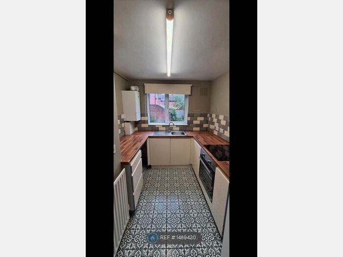 1 Bedroom Flat To Rent In Edgehill Place, Coventry, CV4