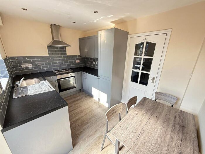 2 Bedroom End Of Terrace House For Sale In Barley Close, Burton-On-Trent, DE14