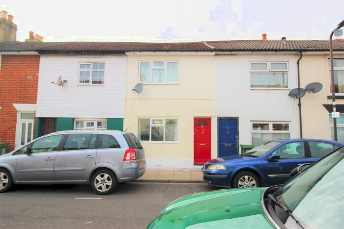 3 Bedroom Terraced House To Rent In Oxford Road, Southsea, PO5