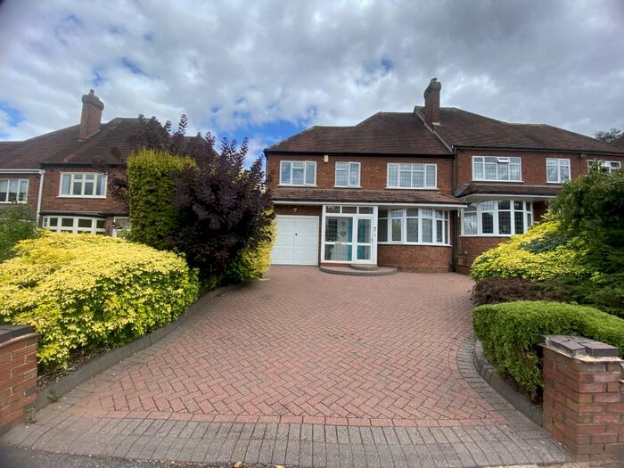 3 Bedroom House To Rent In Darnick Road, Sutton Coldfield, B73
