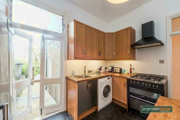 2 Bedroom Flat To Rent In Tubbs Road, Willesden Junction, London, NW10