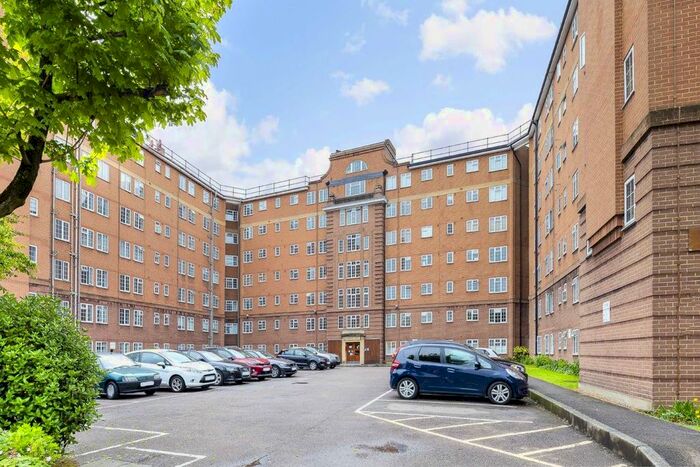 2 Bedroom Flat To Rent In Goldhawk Road, W6