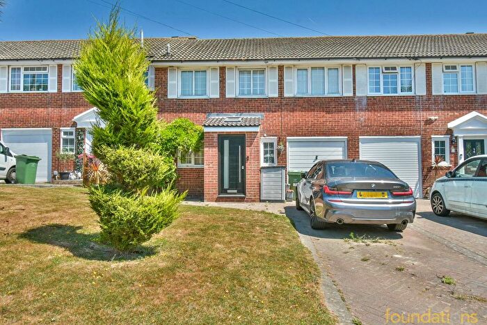 3 Bedroom Terraced House For Sale In Tiverton Drive, Bexhill-On-Sea, TN40