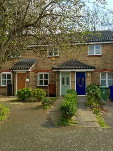 2 Bedroom Terraced House To Rent In Talbot Road, London, SE22
