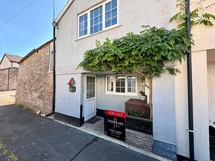 1 Bedroom Terraced House For Sale In Babbacombe, Torquay, TQ1