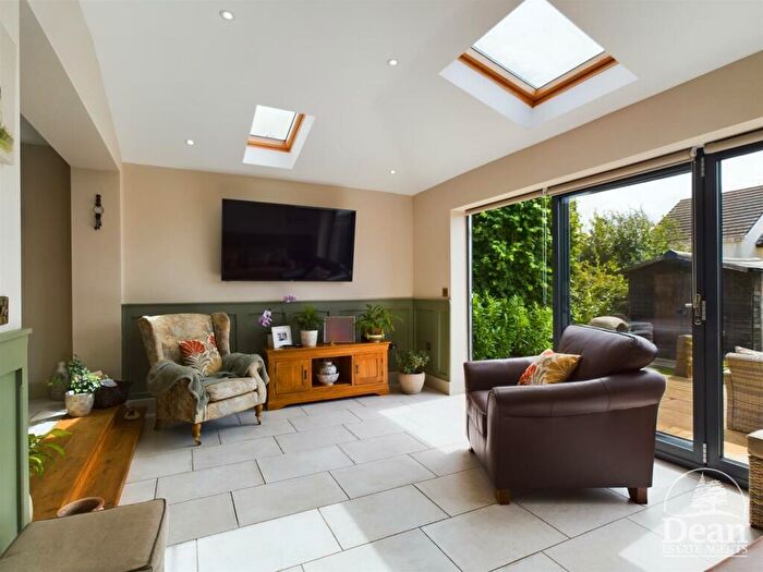 4 Bedroom Detached House For Sale In Causeway Road, Cinderford, GL14