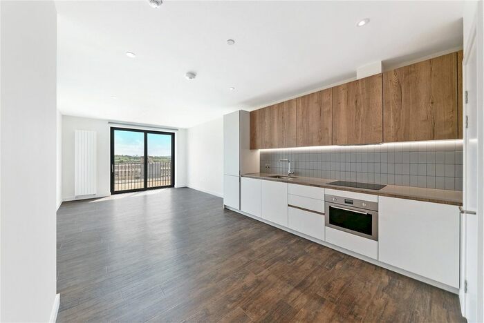 Studio To Rent In Tillermans Court, Grenan Square, Greenford, UB6