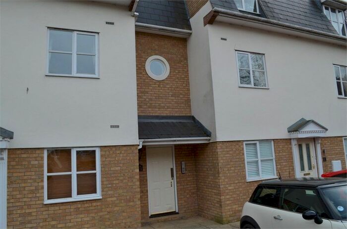 1 Bedroom Flat To Rent In Gresham Close, Brentwood, CM14