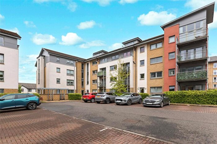 2 Bedroom Flat For Sale In Leyland Road, Motherwell, Lanarkshire, ML1