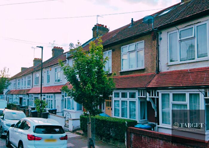 4 Bedroom Terraced House To Rent In Leonard Road, Edmonton, London, N9