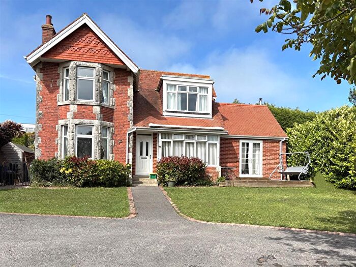 4 Bedroom Detached House For Sale In Ulwell Road, Swanage, BH19