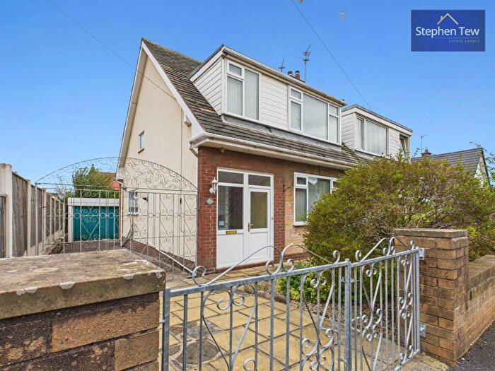 3 Bedroom Semi-Detached House For Sale In Kingsley Road, Blackpool, FY3