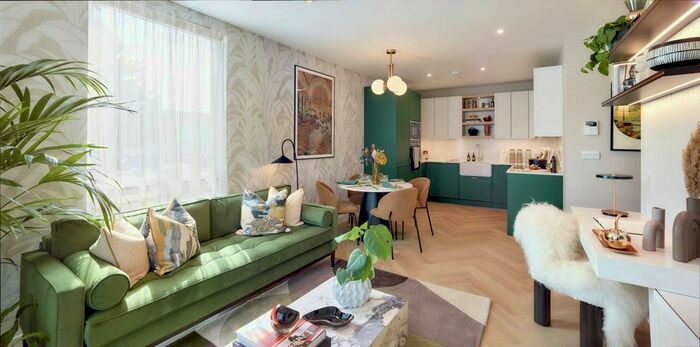 2 Bedroom Flat For Sale In Silkstream, Hendon, NW9