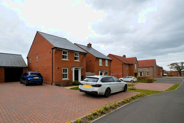 3 Bedroom Detached House To Rent In Burgess Close, Westhampnett, Chichester, West Sussex, PO18