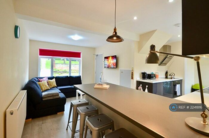 6 Bedroom Terraced House To Rent In Beatty Avenue, Brighton, BN1