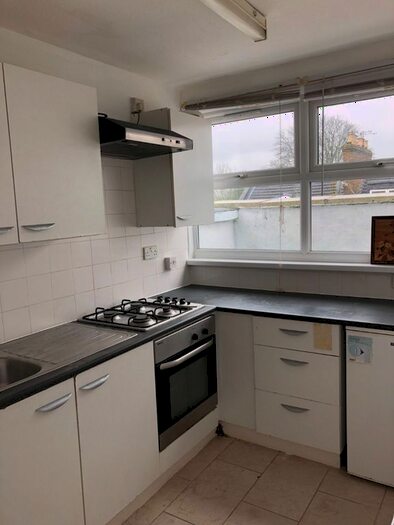 1 Bedroom Flat To Rent In Bedford Road, London, N15