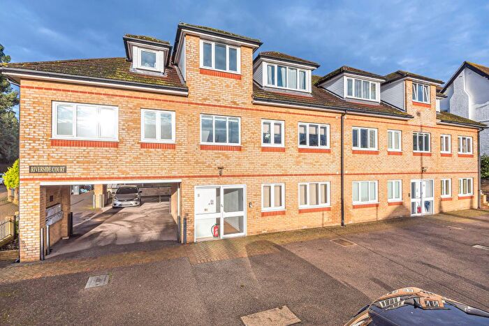 2 Bedroom Flat To Rent In Vincent Close, Bromley, BR2