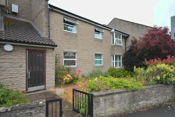 2 Bedroom Flat To Rent In High Street, Bitton, Bristol, BS30