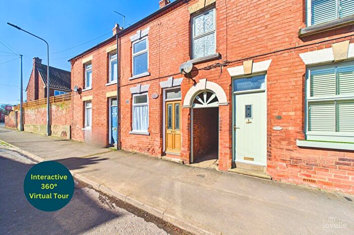 2 Bedroom Terraced House For Sale In Hungate, Barton-Upon-Humber, North Lincolnshire, DN18
