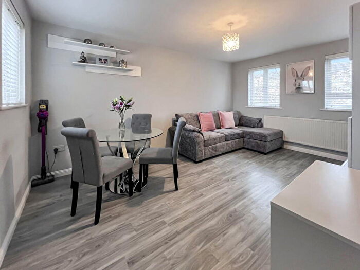 1 Bedroom Apartment For Sale In Tallis Court, Kidman Close, RM2