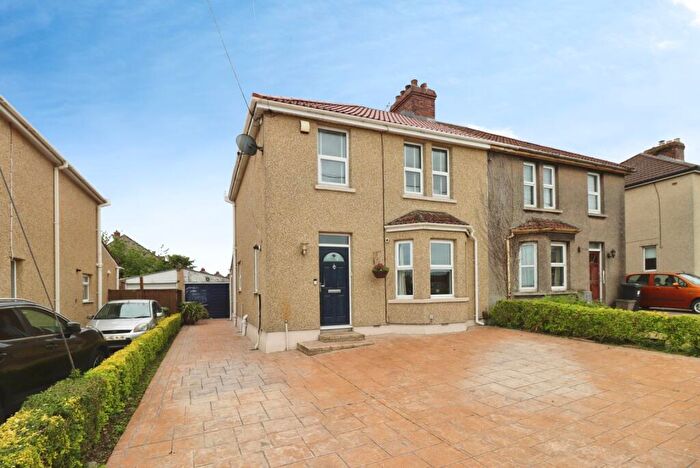 3 Bedroom Semi-Detached House For Sale In Sweets Road, Bristol, BS15