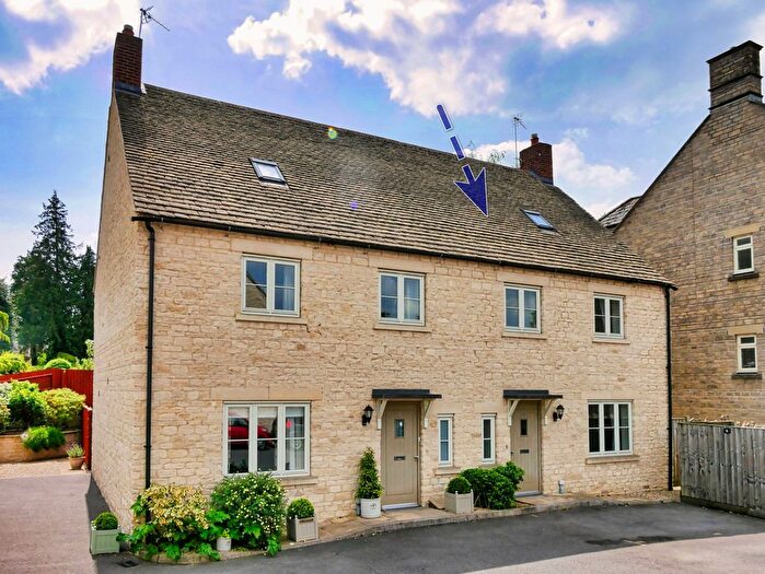 3 Bedroom Semi Detached House To Rent In The Woodbine, Cirencester, GL7