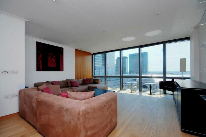 2 Bedroom Flat To Rent In West India Quay, Canary Wharf, E14