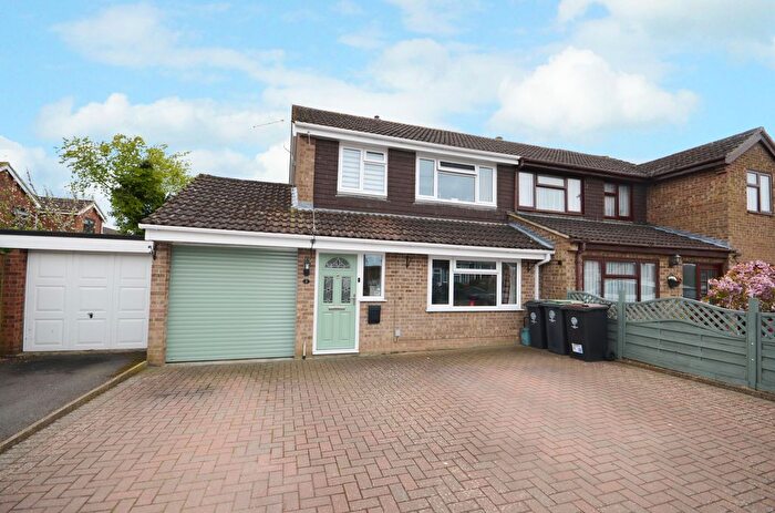 3 Bedroom Semi-Detached House For Sale In Newell Road, Ringstead, Northamptonshire, NN14