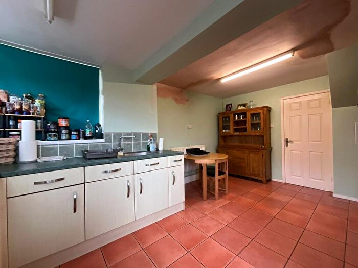 3 Bedroom Semi Detached House For Sale In Masefield Drive, South Shields, NE34