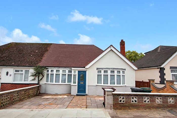 2 Bedroom Semi-Detached Bungalow To Rent In Stanley Avenue, Portslade, Brighton, BN41