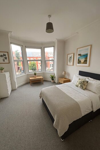 3 Bedroom Apartment To Rent In Loughborough Road, West Bridgford, NG2