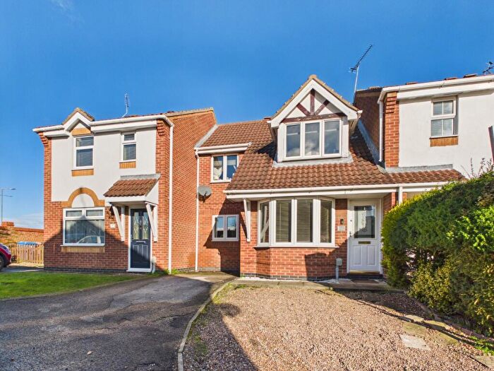 3 Bedroom Terraced House For Sale In Wise Close, Molescroft, East Riding Of Yorkshire, HU17