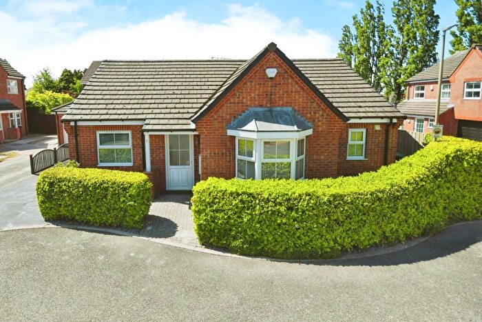 3 Bedroom Detached Bungalow For Sale In Ralley Close, Holmewood, Chesterfield, S42