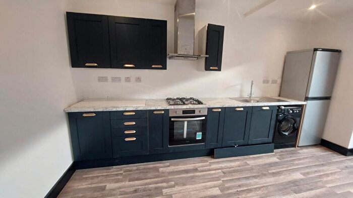 Studio To Rent In Woodford Green, IG8