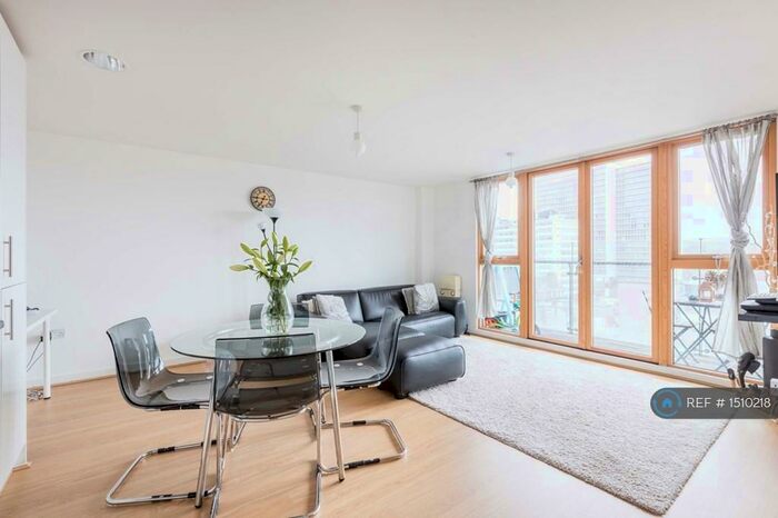 2 Bedroom Flat To Rent In Whitgift Street, Croydon, CR0