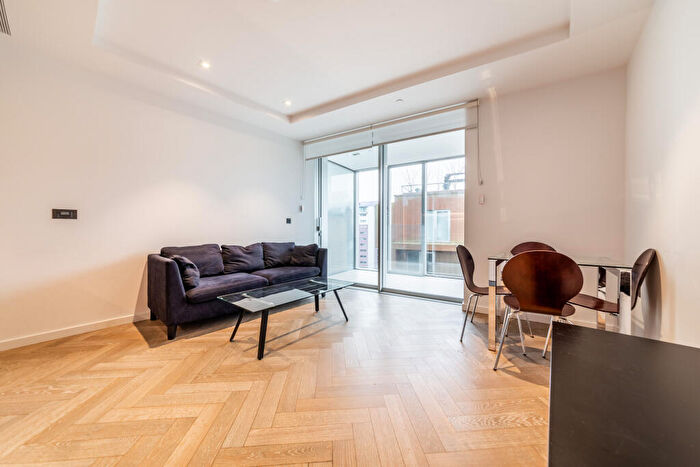 1 Bedroom Apartment To Rent In Circus Road West, London, SW11