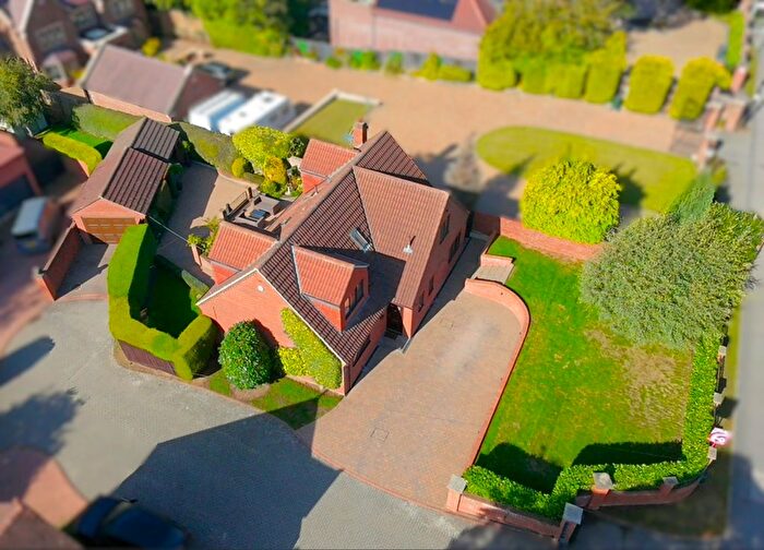 4 Bedroom Detached House For Sale In Bawtry Road, Doncaster, DN4