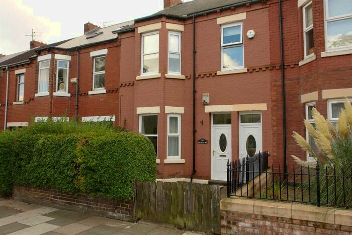 2 Bedroom Ground Flat To Rent In Salters Road, Gosforth, Newcastle Upon Tyne, NE3