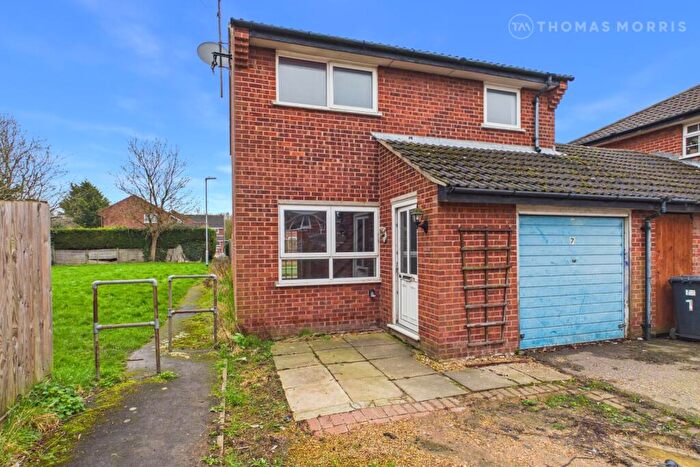 3 Bedroom Link Detached House For Sale In Stanegate, Sawtry, Huntingdon, Cambridgeshire, PE28