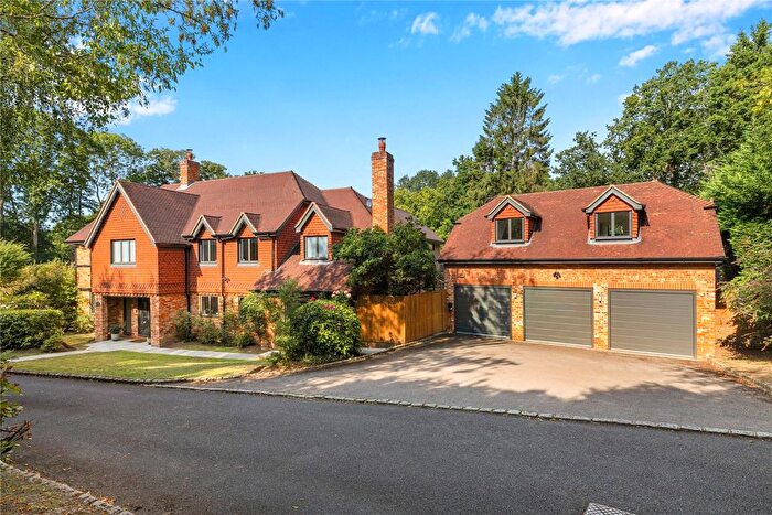 6 Bedroom Detached House For Sale In Highfield Close, Oxshott, KT22