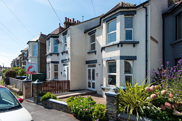 3 Bedroom Terraced House For Sale In St. Georges Road, Broadstairs, CT10
