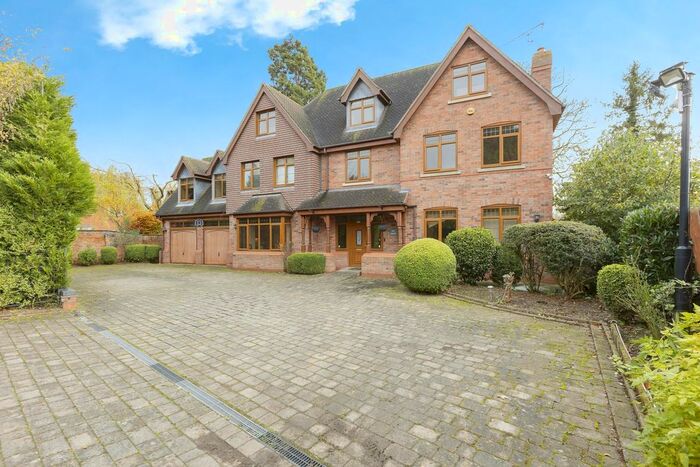 6 Bedroom Detached House To Rent In Forest Road, Loughborough, Leicestershire, LE11