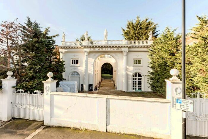 2 Bedroom Flat To Rent In Park View Road, London, W5