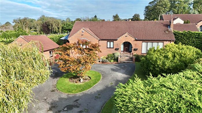 4 Bedroom Bungalow For Sale In Rectory Close, Heswall, Wirral, CH60