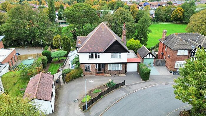 4 Bedroom Detached House For Sale In Park Road, Woodthorpe, Nottingham, NG5