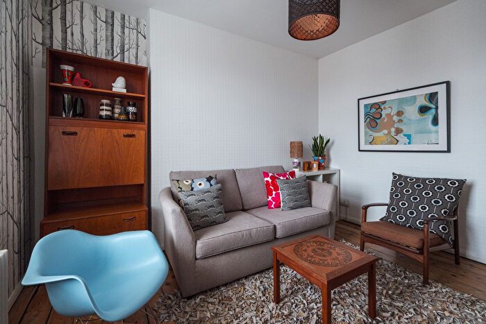 1 Bedroom Flat To Rent In Corfield Street, Tower Hamlets, E2