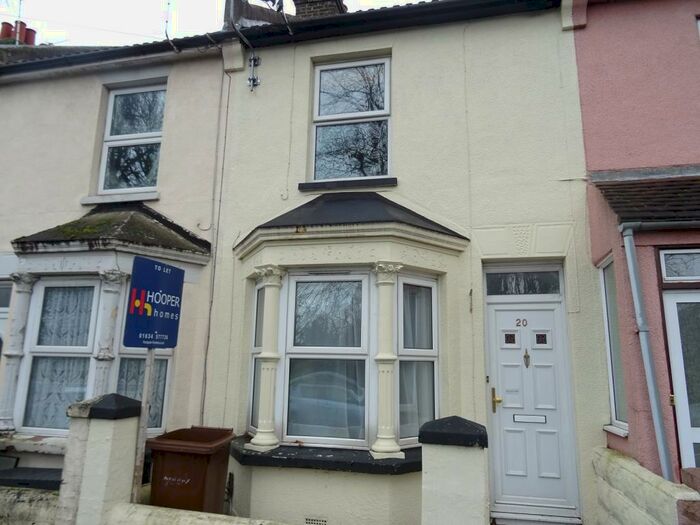 3 Bedroom Terraced House To Rent In Court Lodge Road, Gillingham, Kent., ME7