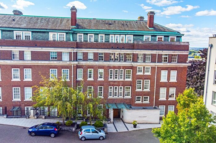 2 Bedroom Flat For Sale In Standard Hill, Nottingham, NG1