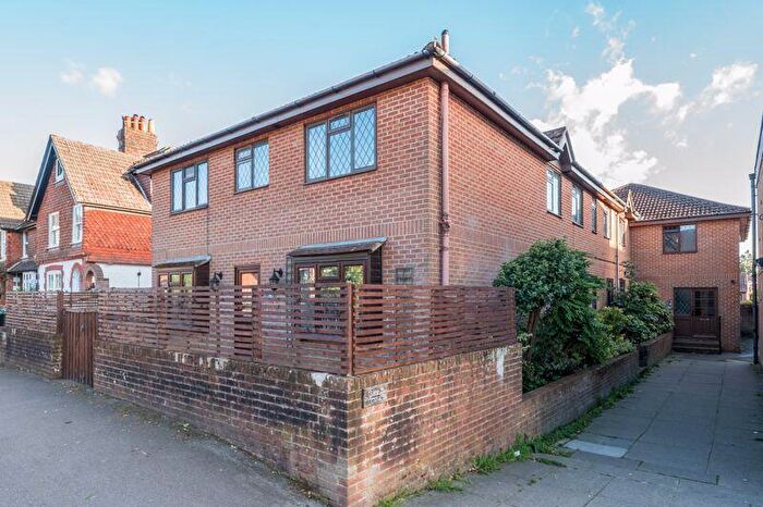 2 Bedroom Apartment To Rent In Headley Road, Grayshott, GU26